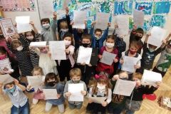 Předávání-výpisu-z-vysvědčení-v-prvních-třídách-04