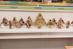 ŠK - Korkové vánoční stromky - prosinec 2021